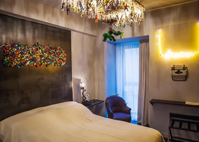 Edgar & Achille Párizs