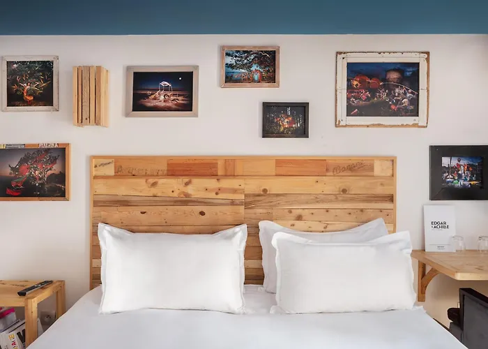 Edgar & Achille 3* Paris