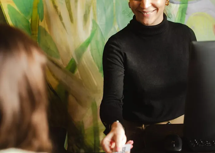 Edgar & Achille 3* Paris