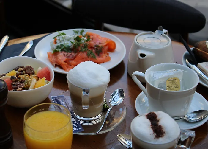 Edgar & Achille Hotel