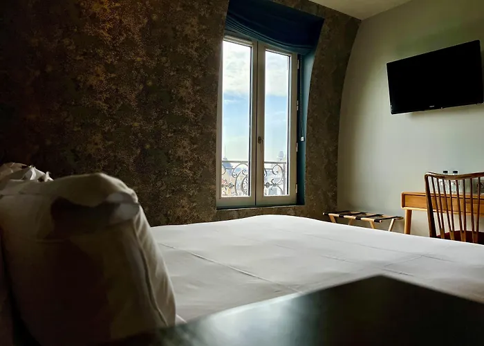 Edgar & Achille Hotel