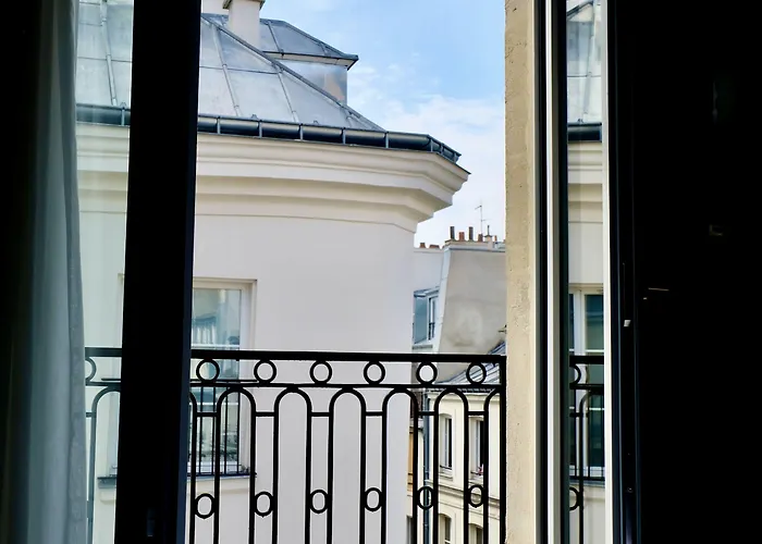 Hotel Edgar & Achille 3*