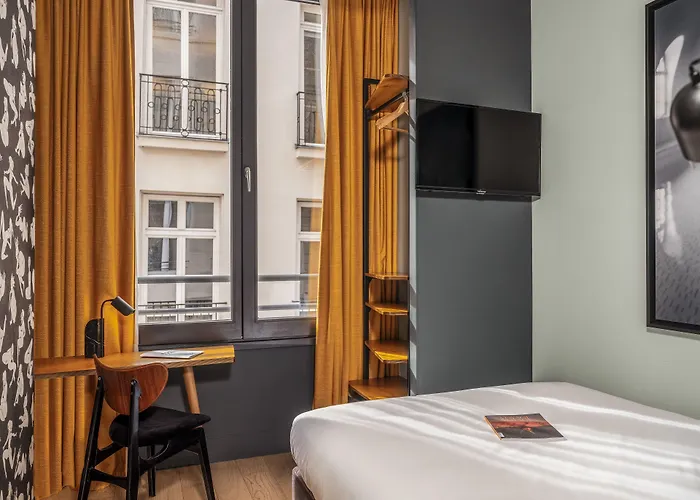 Edgar & Achille Hotel 3*